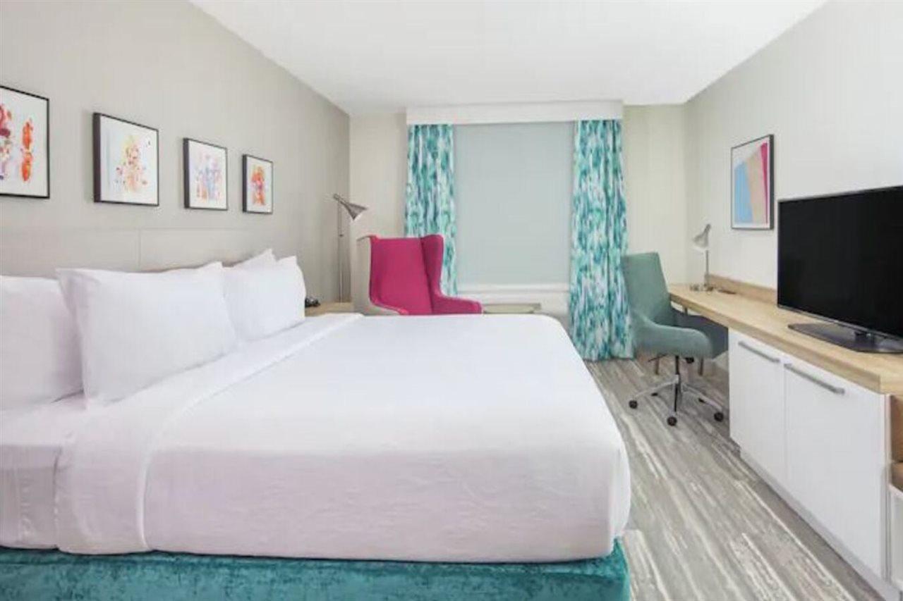 Hilton Garden Inn Surprise Phoenix Exterior photo